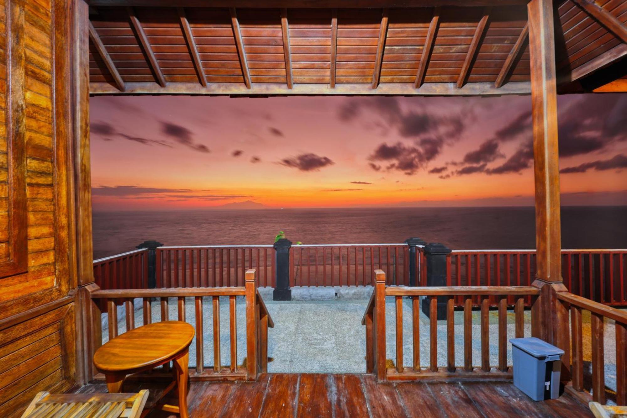 Manta Cottage Seaview Plus Batununggul Экстерьер фото